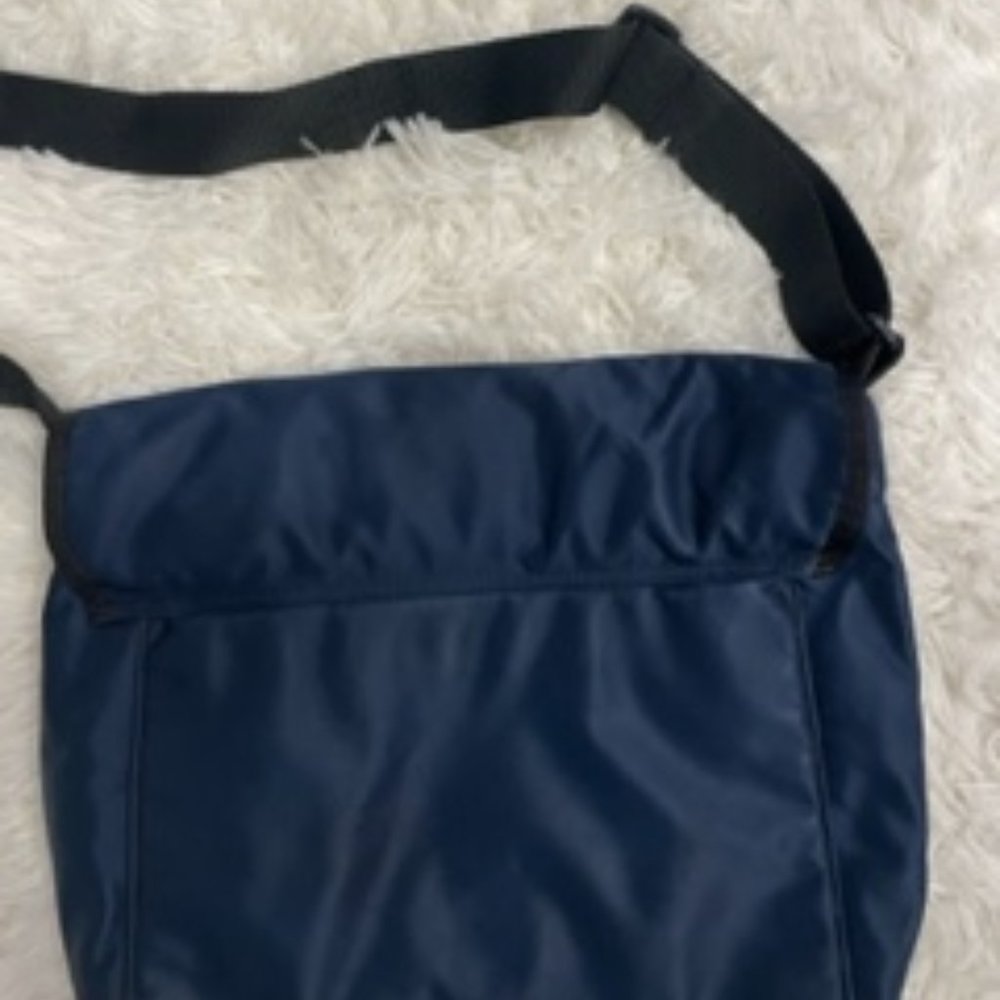 Kate Spade Nylon Vintage Messenger Bag - Picture 5 of 7